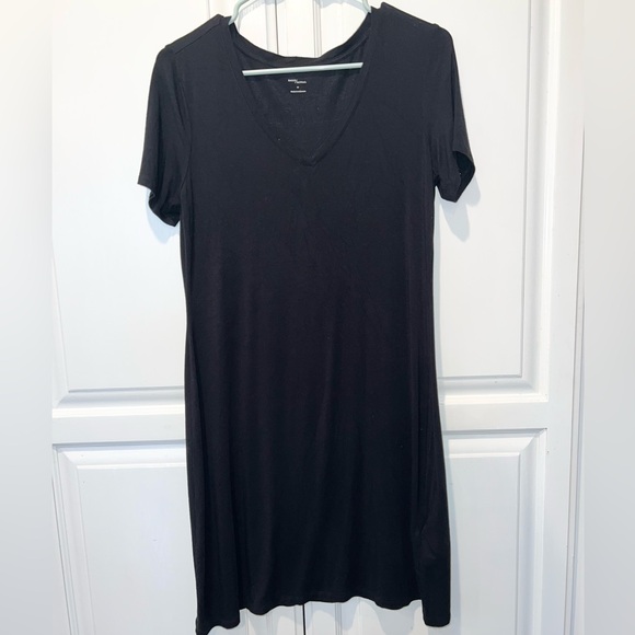 Anthro Daily Ritual Black V-Neck T-Shirt Dress Medium Casual Minimalist - Picture 4 of 8